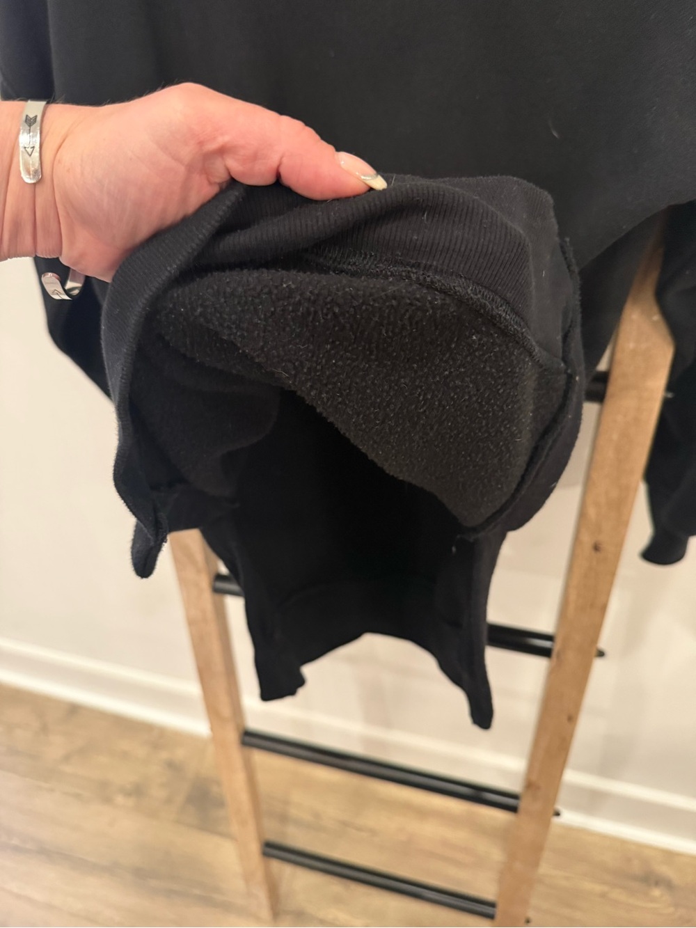 Victoria's Secret Women’s Black Crewneck Sweatshirt XS - Picture 5 of 5